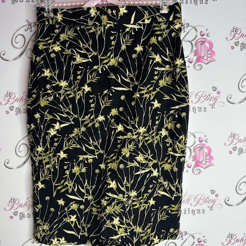 Banana republic skirt pencil leaf’s tropical 🌴 Floral Black and Green Skirt